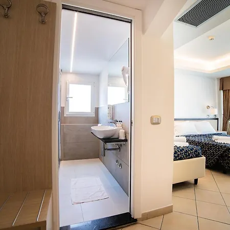 Отель Ambasciatori