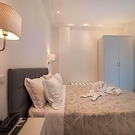 Ambasciatori Hotel 3*